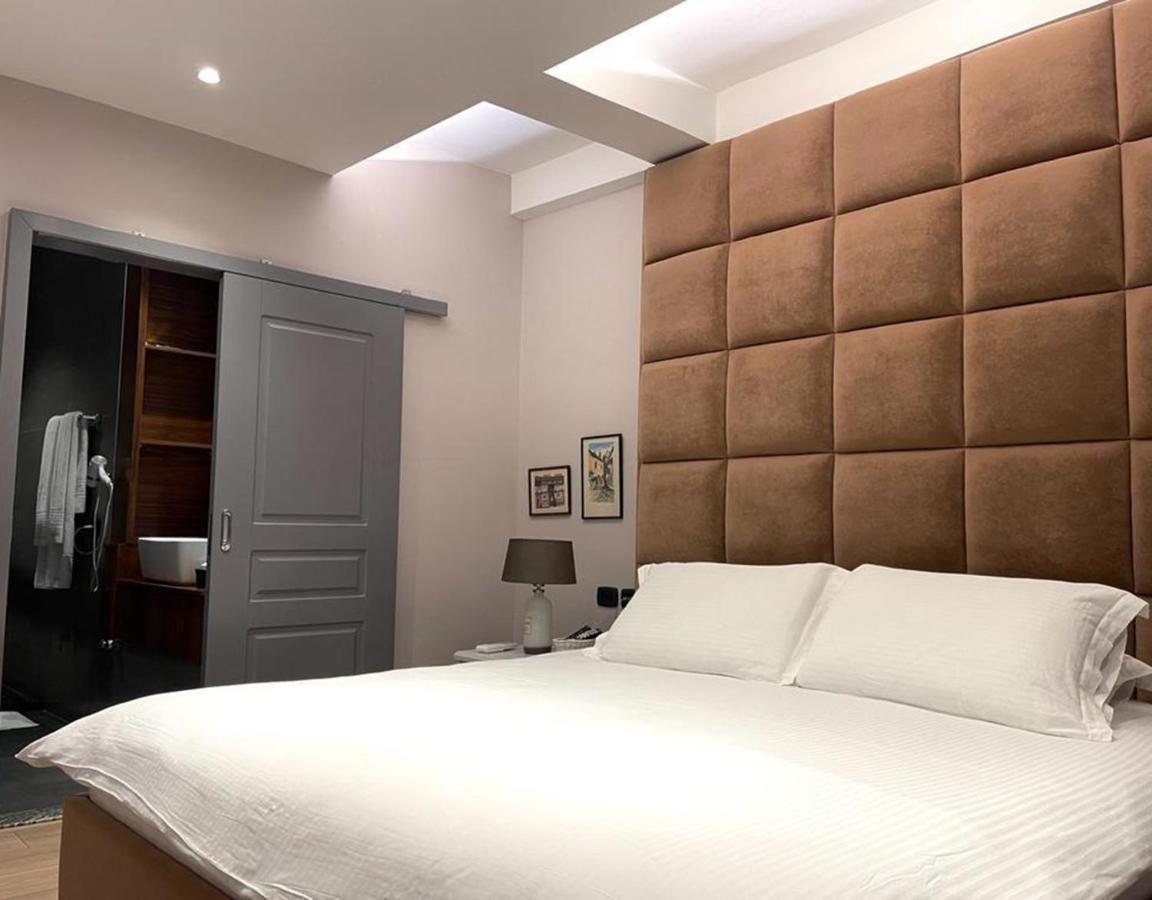 Vila Shard Boutique Hotel Tiranë Eksteriør bilde
